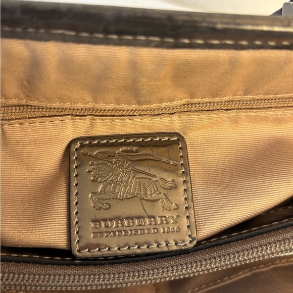 Burberry House NovaCheck Checked Tote Bag Handbag Enamel Patent Leather - Picture 9 of 14